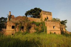 Sunrise over the castle  2