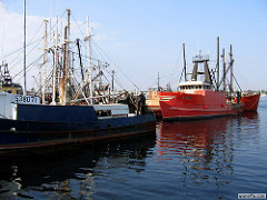 fishing boats in new bedford