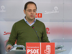 César Luena