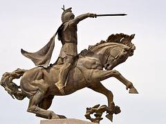 Vardan Mamikonian statue, Gyumri