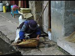 poor woman in Baisha