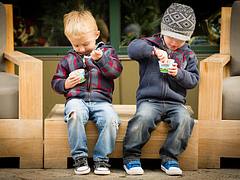 Ice cream between (and on) brothers