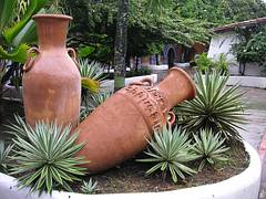 Hotel Chaimain Urns