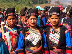 Muchi Hill Tribe Girls in Phongsaly Muchi Hill Tribe Girls in Phongsaly