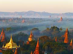 Balloons over Bagan (Myanmar 2013) Balloons over Bagan (Myanmar 2013)