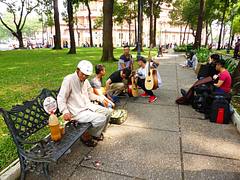 Chillin in the park (HCMC, Vietnam 2016)