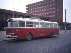 Skoda 9Tr Trolejbus nr 307, Pardubice, Czechoslovakia Feb 1992 Skoda 9Tr Trolejbus nr 307, Pardubice, Czechoslovakia Feb 1992
