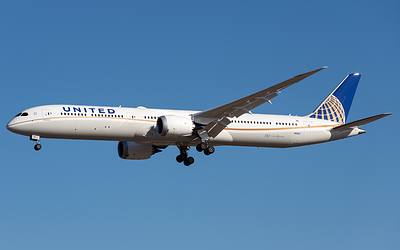 Boeing 787-10