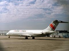 102 20-9-84 N904AX Chicago (53956061414)