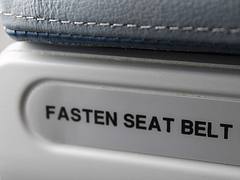 FastenSeatBeltsCRJ700 (33168725391)