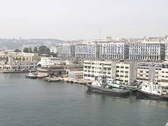 110107 Port of Algiers longshoremen strike over contract dispute 01 | إضراب عمال الشحن بميناء الجزائر بسبب نزاع حول اتفاق مع إدارة الميناء | Les dockers du port d'Alger en grève à propos d'un litige contractuel 110107 Port of Algiers longshoremen strike over contract dispute 01 | إضراب عمال الشحن بميناء الجزائر بسبب نزاع حول اتفاق مع إدارة الميناء | Les dockers du port d'Alger en grève à propos d'un litige contractuel