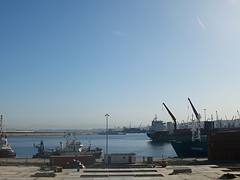 110107 Port of Algiers longshoremen strike over contract dispute 02 | إضراب عمال الشحن بميناء الجزائر بسبب نزاع حول اتفاق مع إدارة الميناء | Les dockers du port d'Alger en grève à propos d'un litige contractuel 110107 Port of Algiers longshoremen strike over contract dispute 02 | إضراب عمال الشحن بميناء الجزائر بسبب نزاع حول اتفاق مع إدارة الميناء | Les dockers du port d'Alger en grève à propos d'un litige contractuel