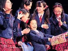 Mamma Mia.  りんご娘のライブ　コンサート.  Over  102,000 visits to this photo.