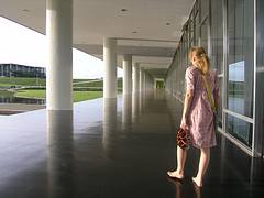 parliament of bare feet, oscar niemeyer, brasilia april 2006
