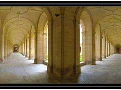 Caen - le cloitre Caen - le cloitre
