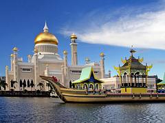 Sultan Omar Ali Saifuddien Mosque. Brunei..