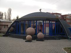 Balbal Building