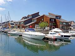 France-000652 - Port Deauville (time to leave)