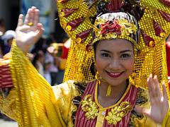 Indak Indak sa Kadalanan Kadawayan Festival 2012 Indak Indak sa Kadalanan Kadawayan Festival 2012